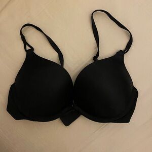 32B VS Bombshell push-up